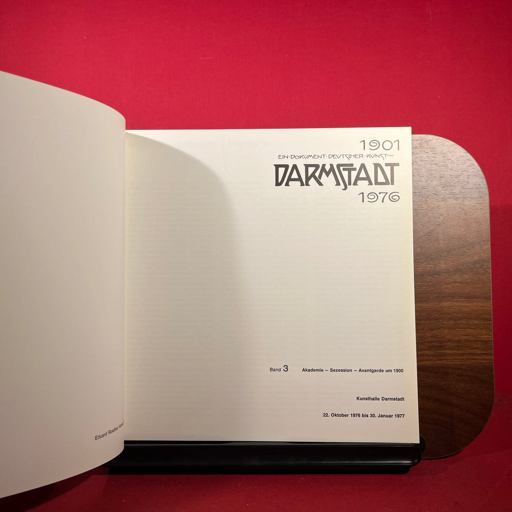 Ein Dokument Deutscher Kunst 1901 - 1976 : Akademie Sezession Avantgarde, exh.cat. Kunsthalle Darmstadt, Darmstadt, Germany, 1976.