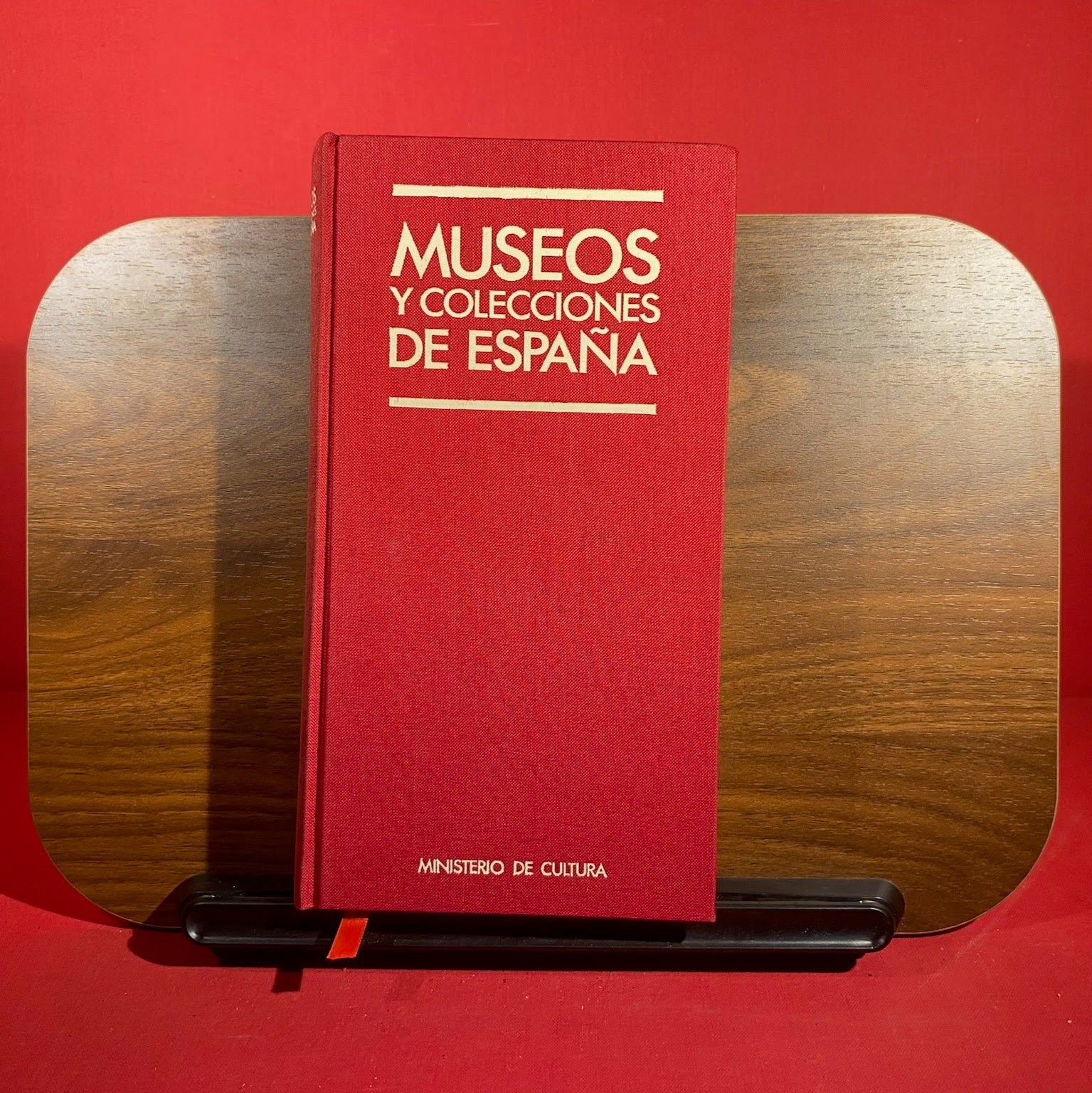 Museos y colecciones de Espana (Spanish Edition) by Sanz-Pastor y Fernandez d...