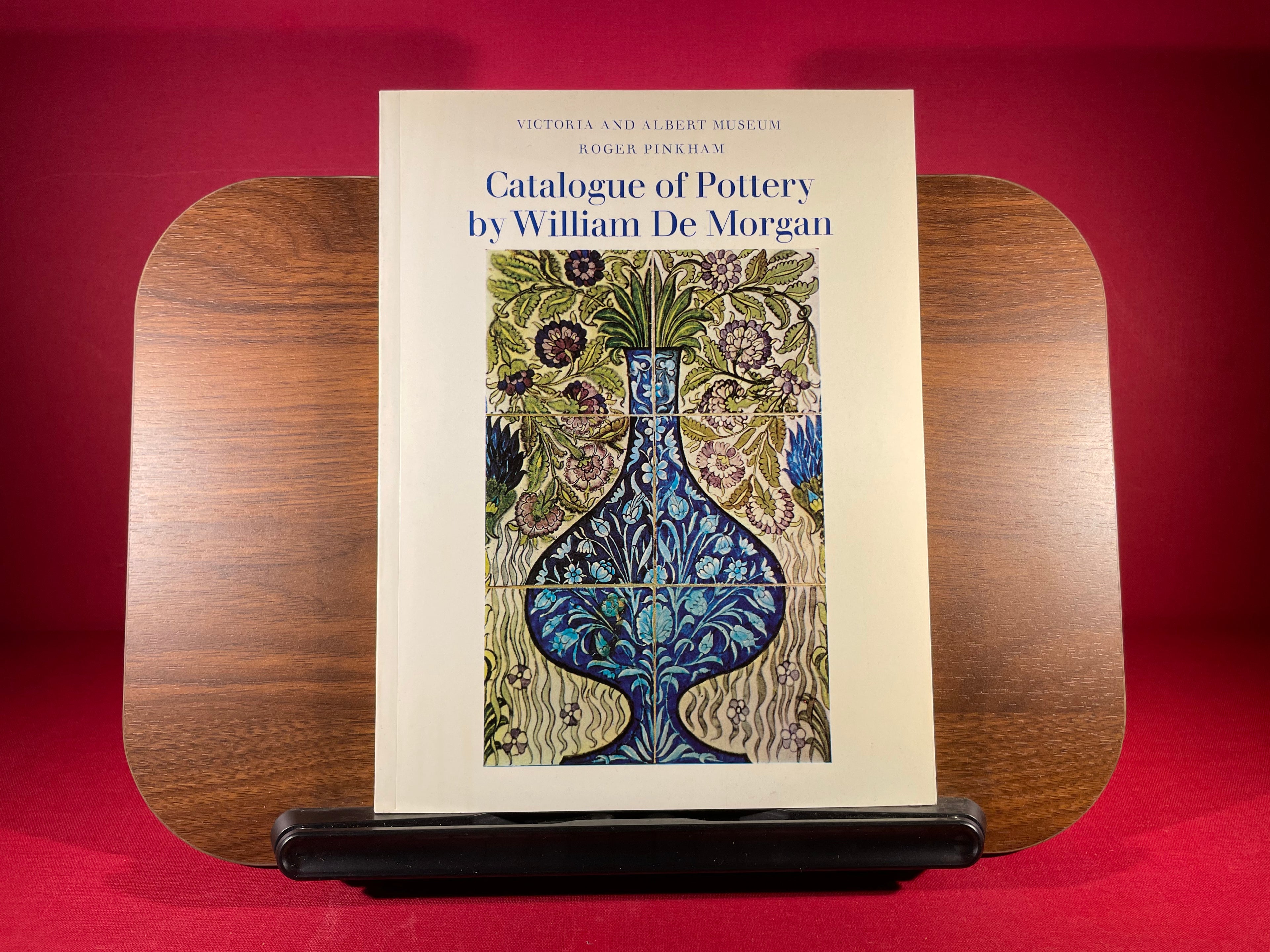 Catalogue of Pottery by William de Morgan
