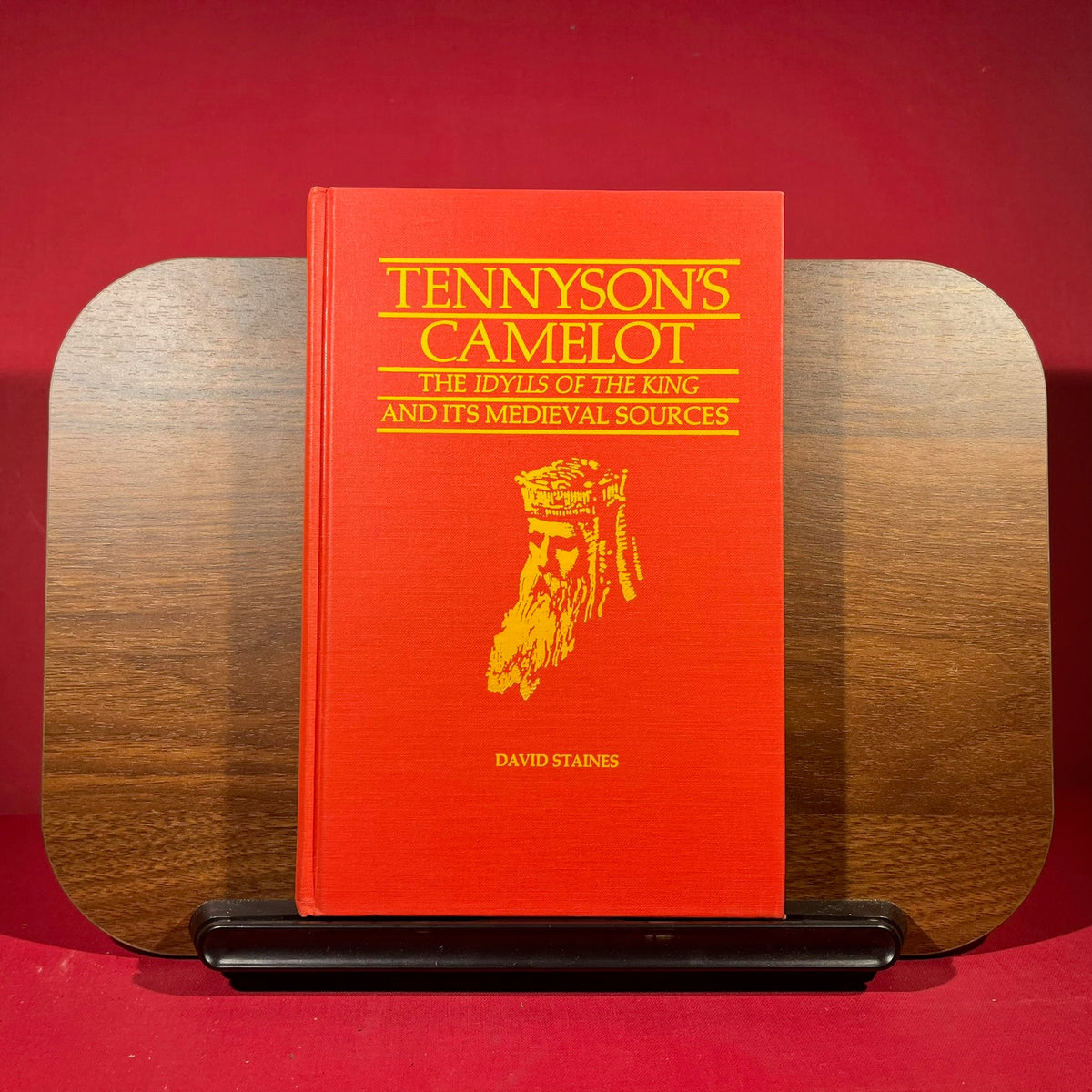 Tennyson's Camelot: The Idylls of the King and its Medieval Sources
