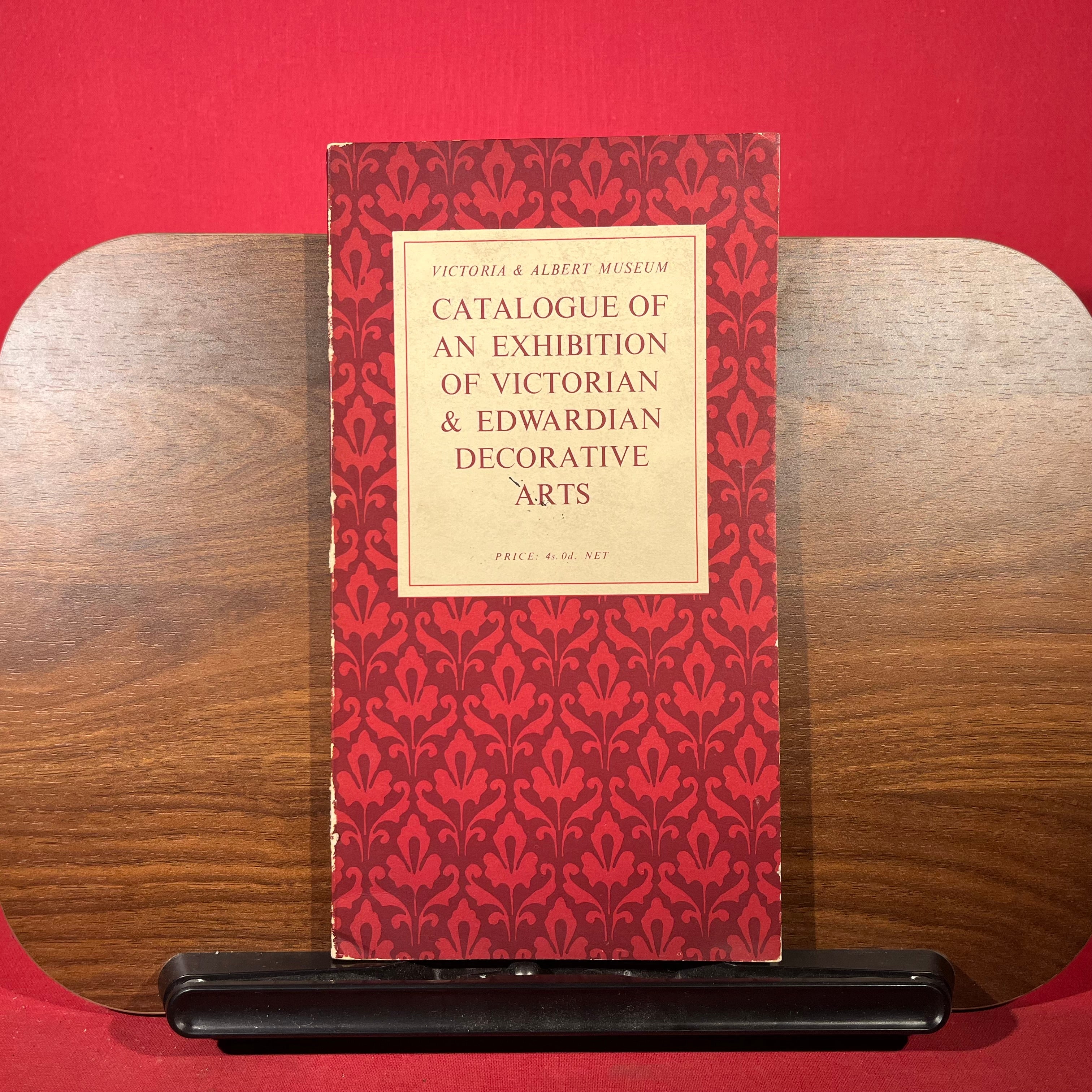 Catalogue of an exhibition of Victorian & Edwardian Decorative Arts, exh. cat. V & A Museum