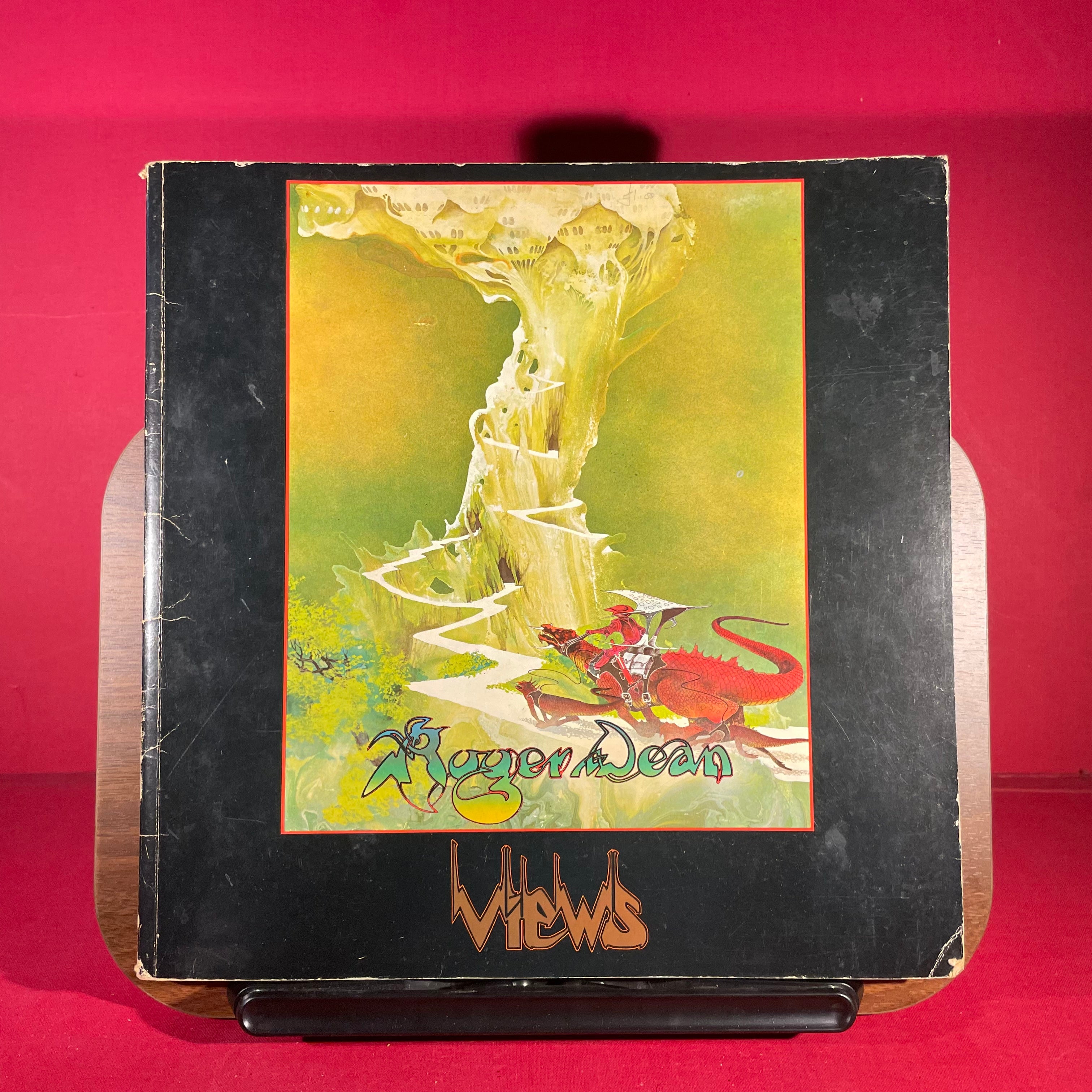 Views : Art and Industrial Design of Roger Dean