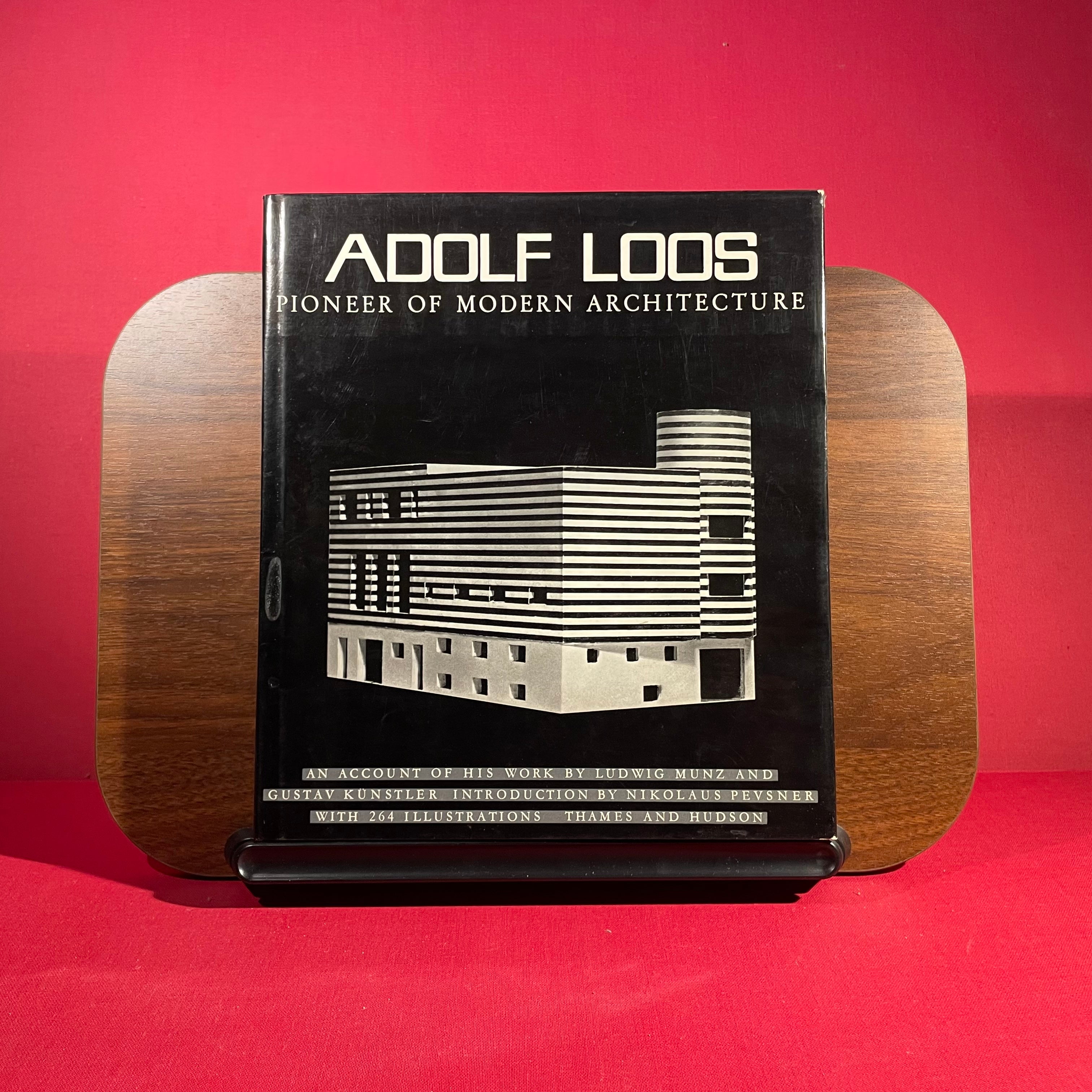 Adolf Loos : Pioneer of Modern Architecture