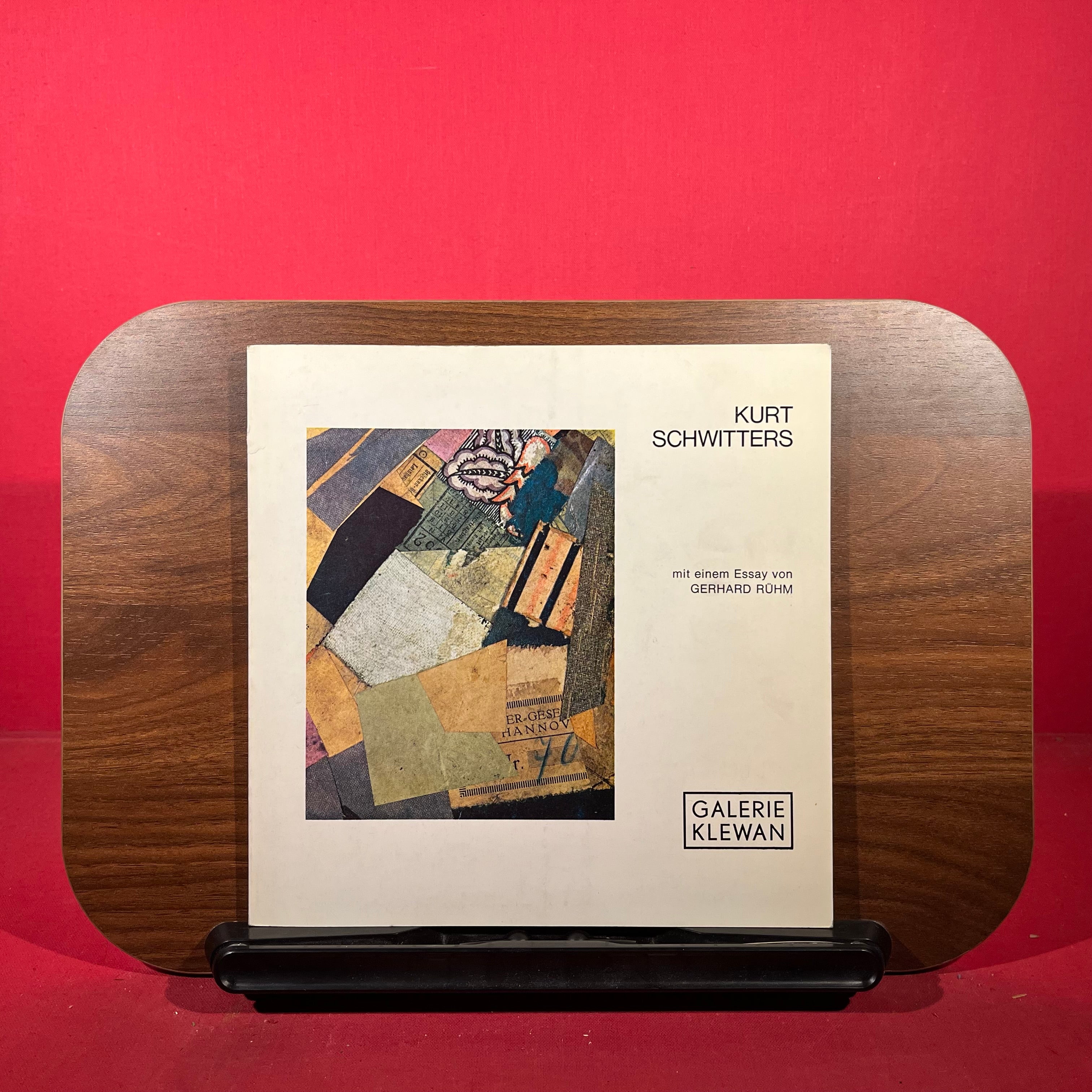 Kurt Schwitters : 12 Collagen exh. cat. Galerie Klewan, Vienna, Austria, 1976