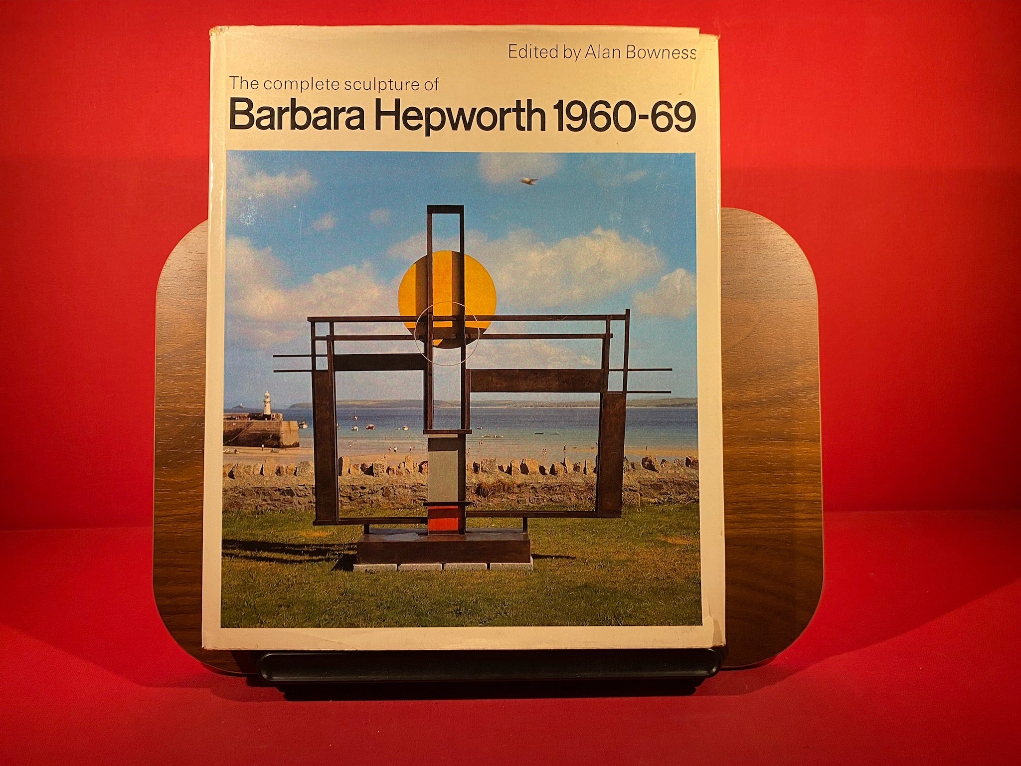 The Complete Sculpture of Barbara Hepworth, 1960-69