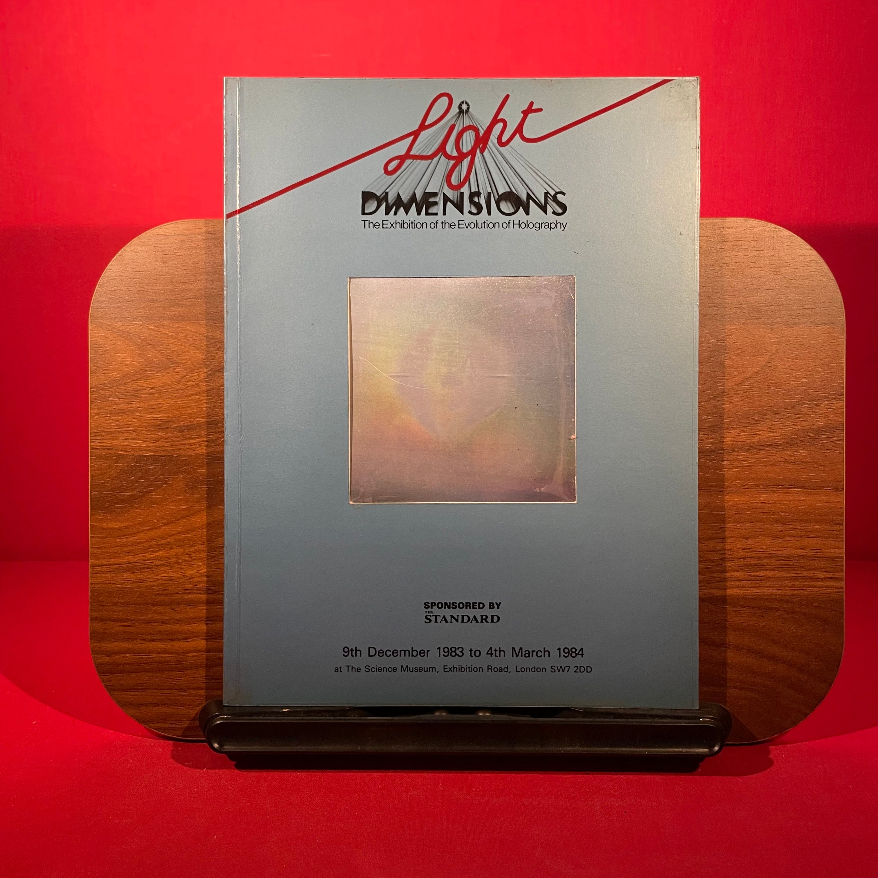 Light Dimensions: The Exhibition of the Evolution of Holography