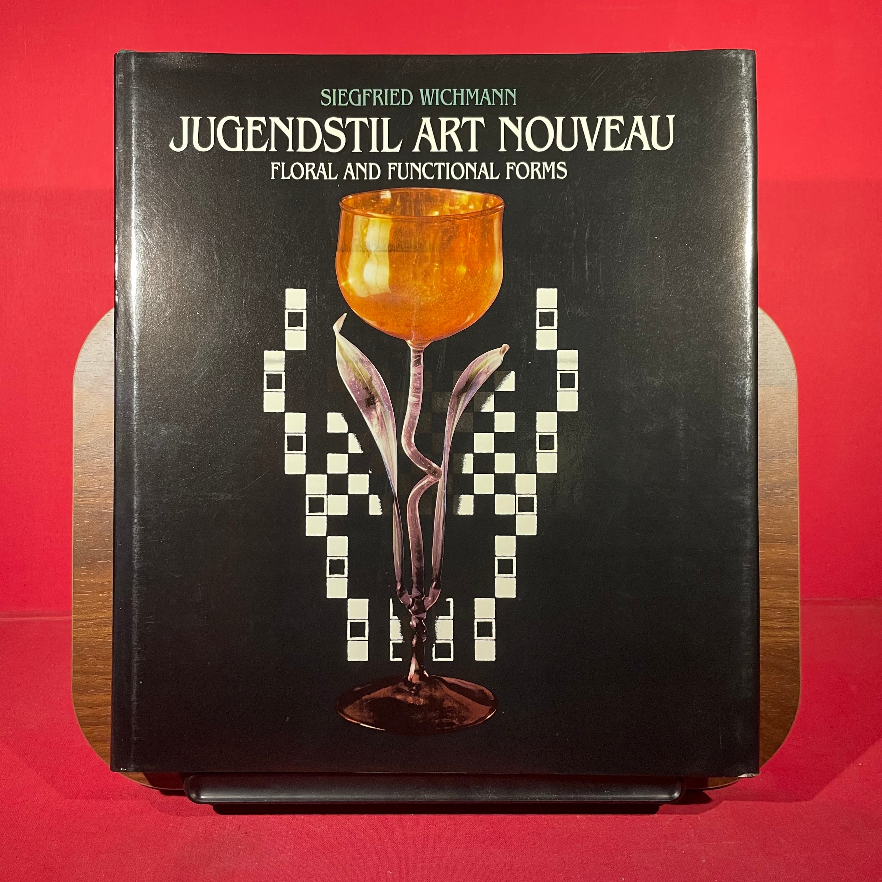 Jugendstil Art Nouveau: Floral and Functional Forms