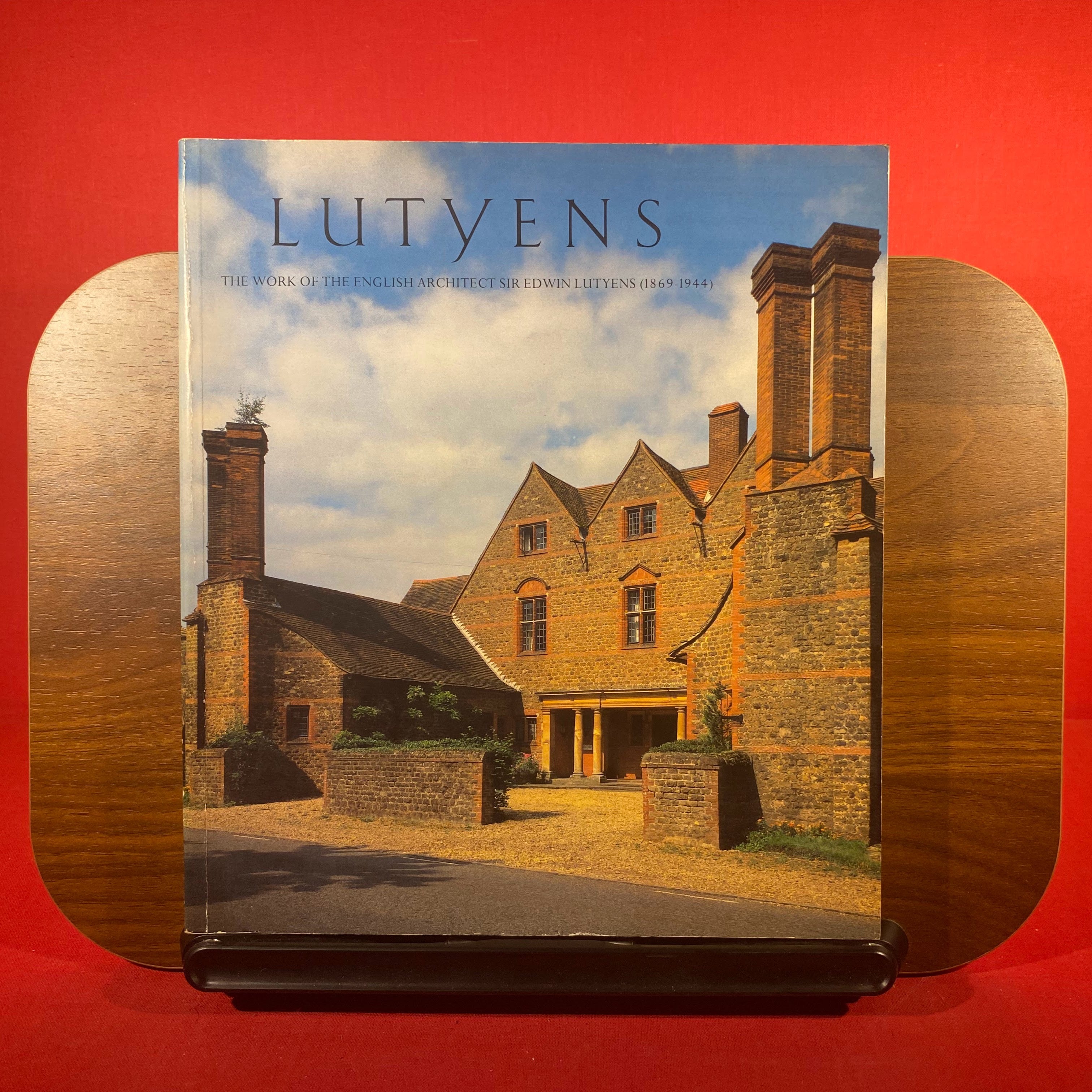 Lutyens: The Work of the English Architect Sir Edwin Lutyens (1869-1944)