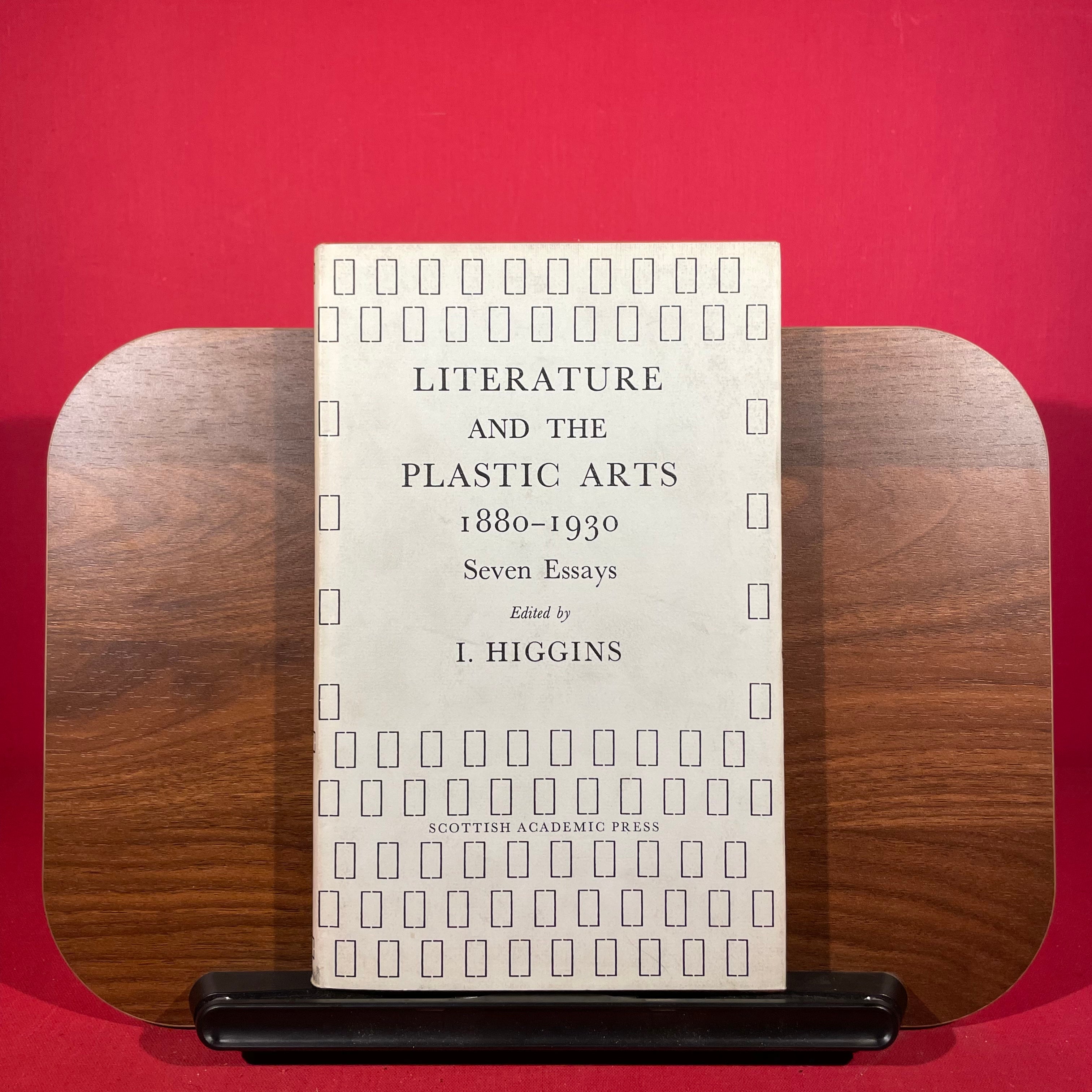 Literature and the plastic arts : Seven Essays
