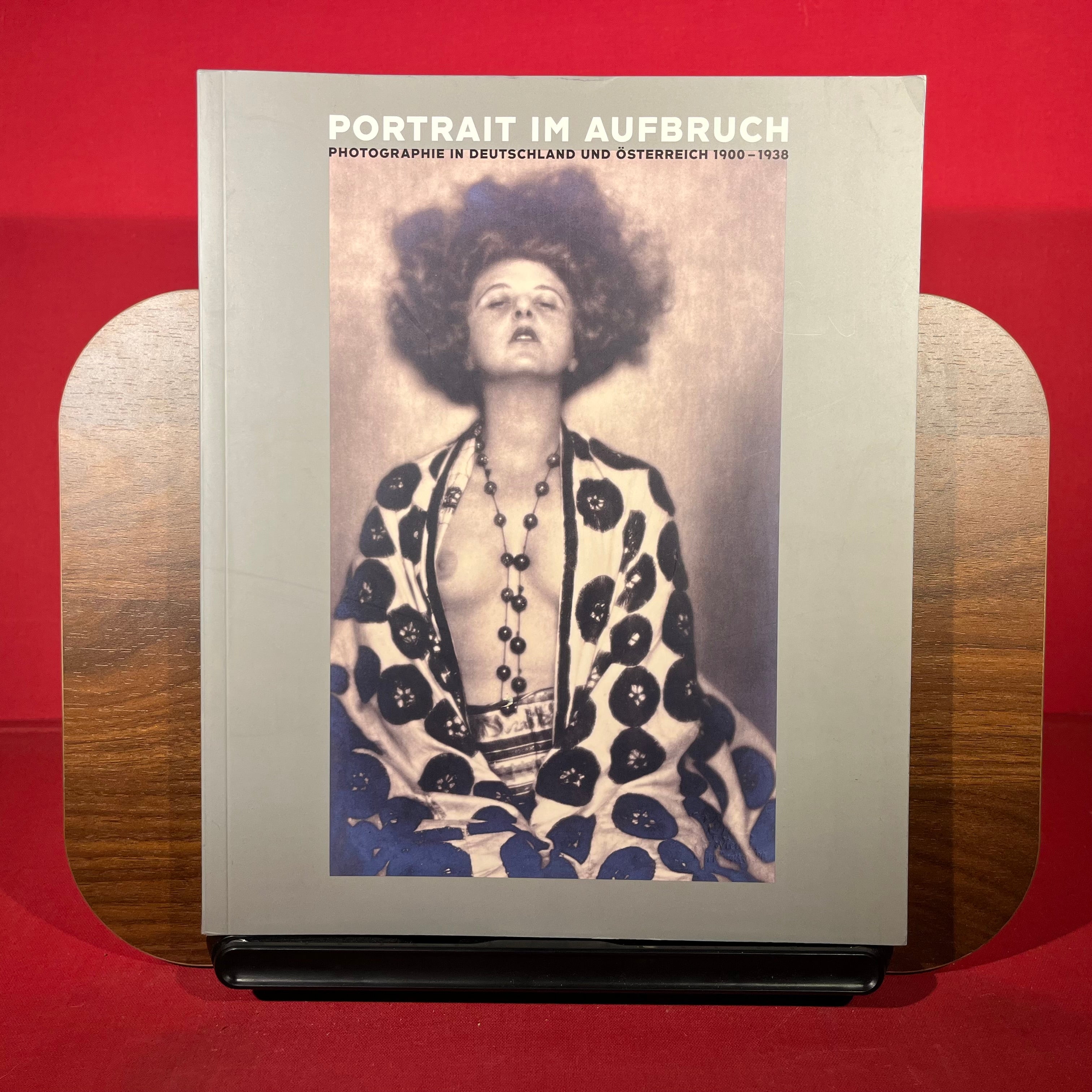 Portrait im Aufbruch: Photographie in Deutschland und Österreich 1900-1938