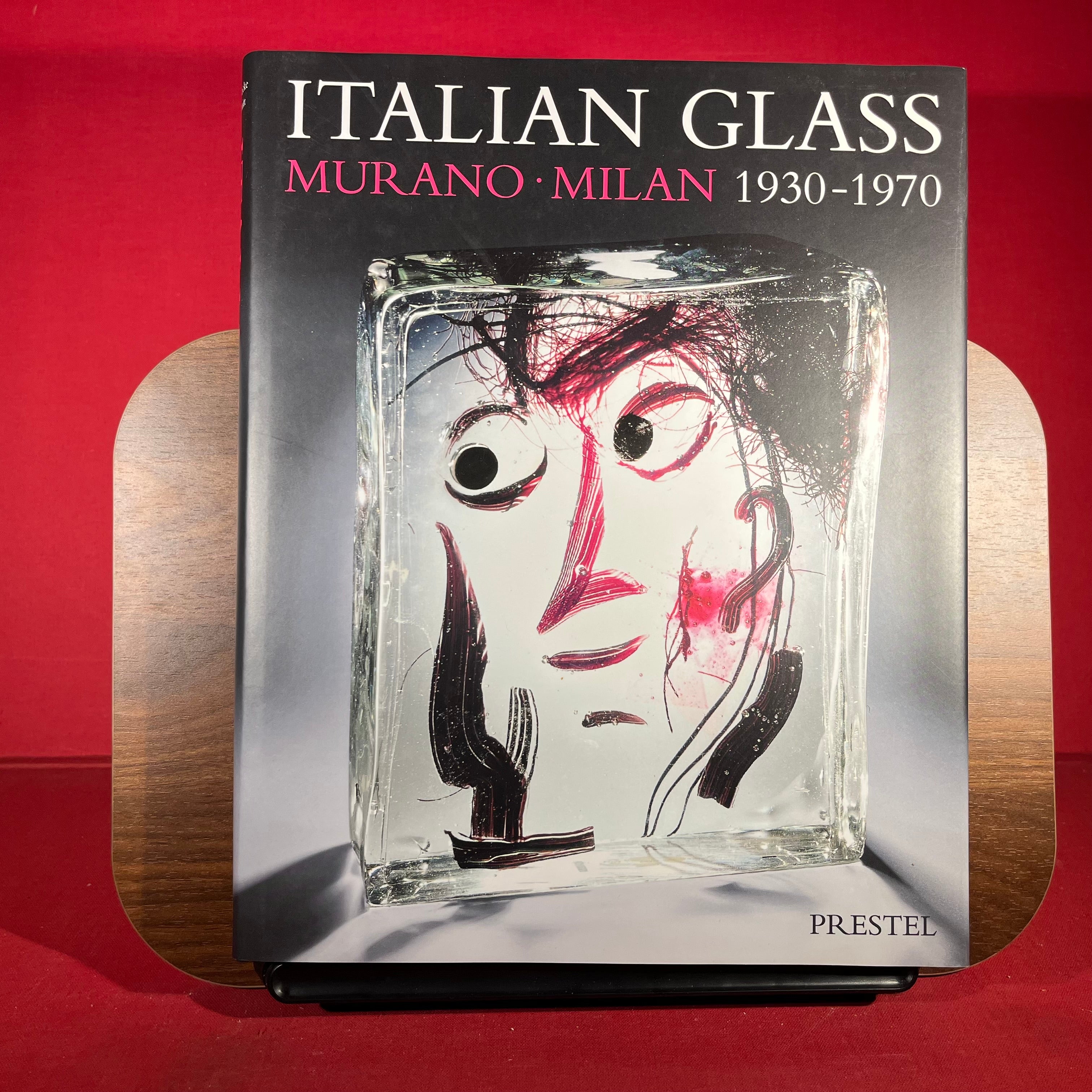 Italian Glass: Murano, Milan, 1930-70 (Art & Design S.)