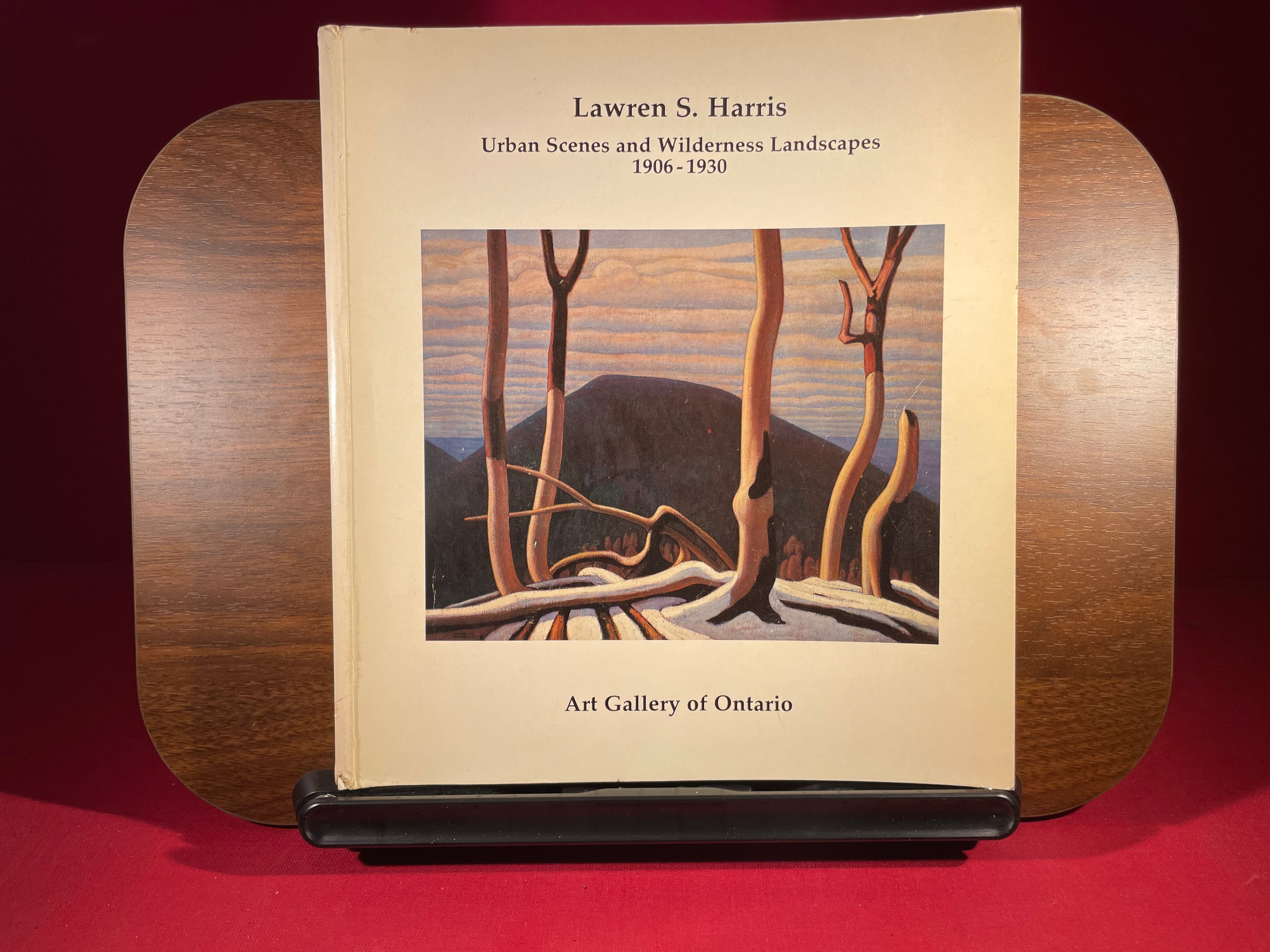 Lawren S. Harris: Urban scenes and wilderness landscapes, 1906-1930 : Art Gallery of Ontario, January 14-February 26, 1978