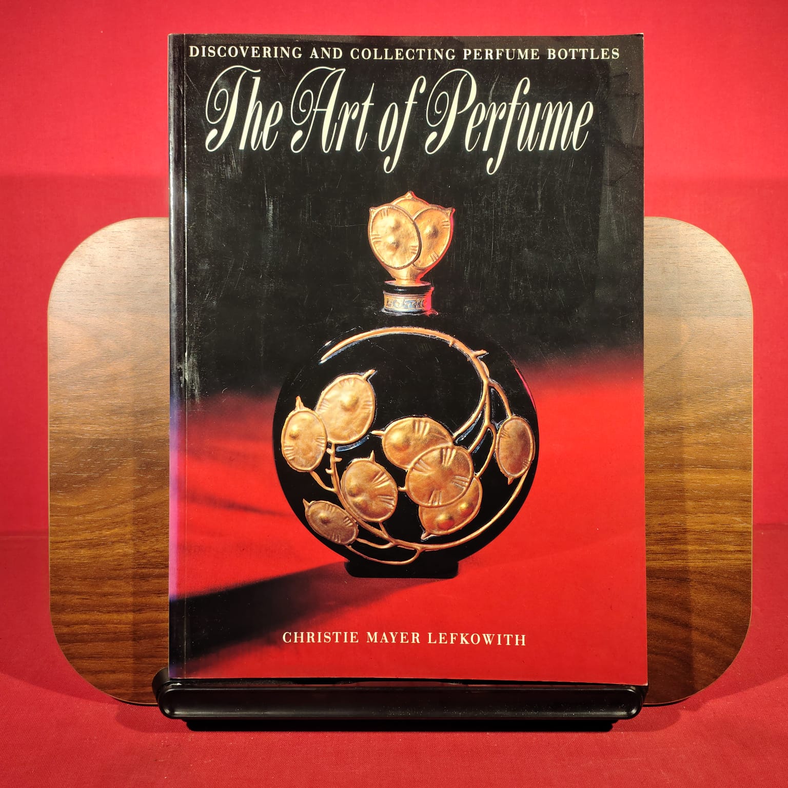 The Art of Perfume: Discovering and Collecting Perfume Bottles