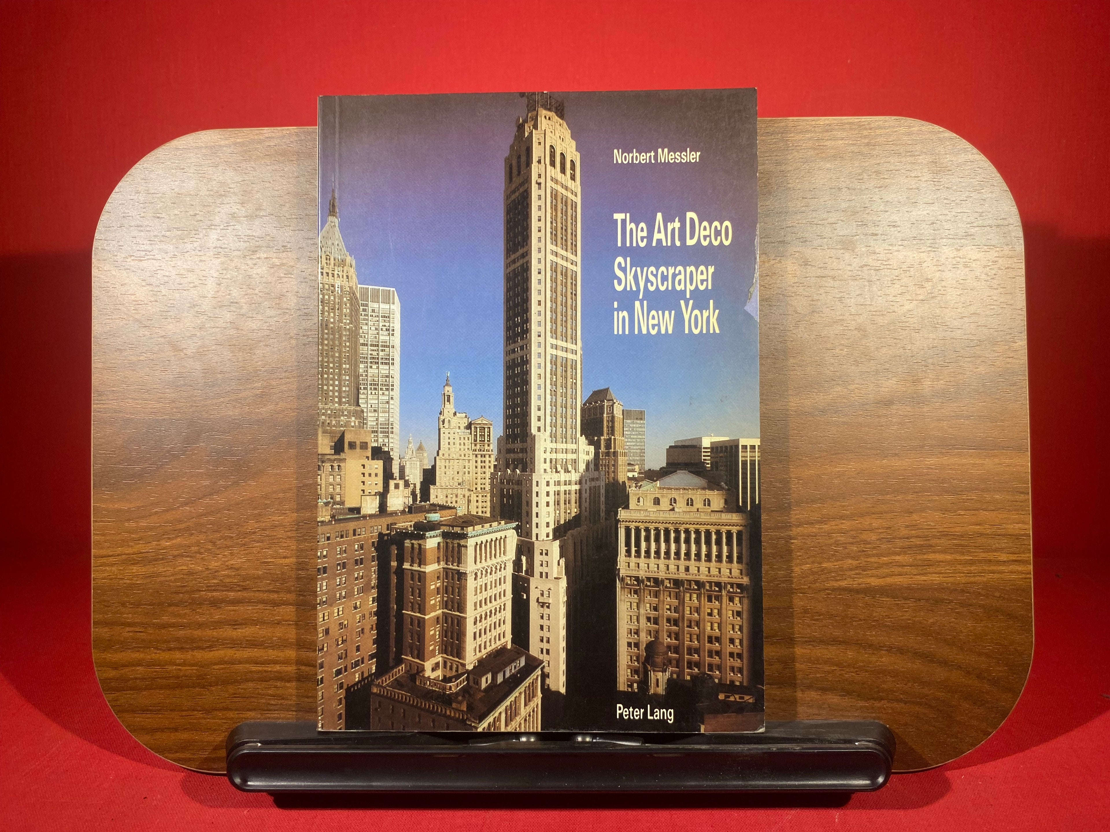 The art deco skyscraper in New York