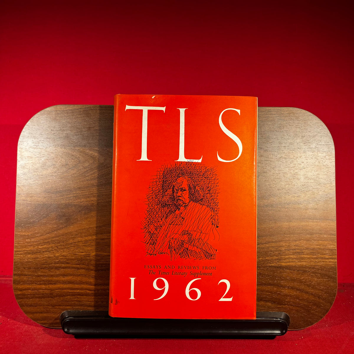 TLS 1962 : Essays and Reviews from the Times Literary Supplement