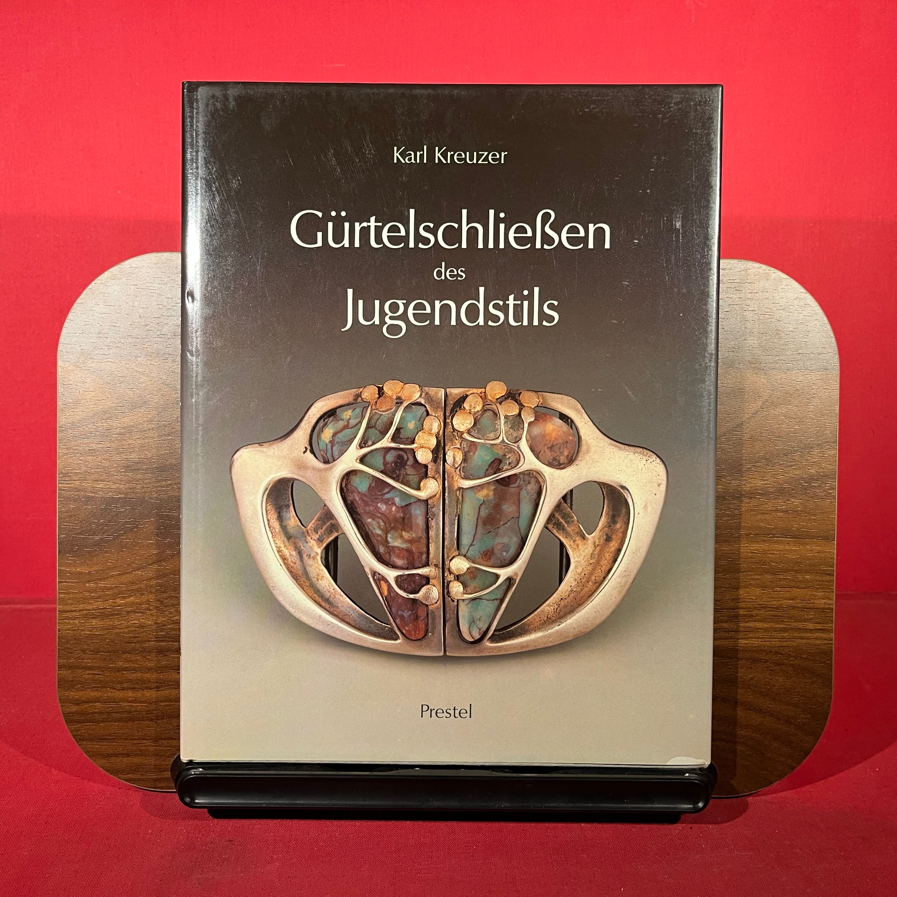 Gurtelschliessen Des Jugendstils
