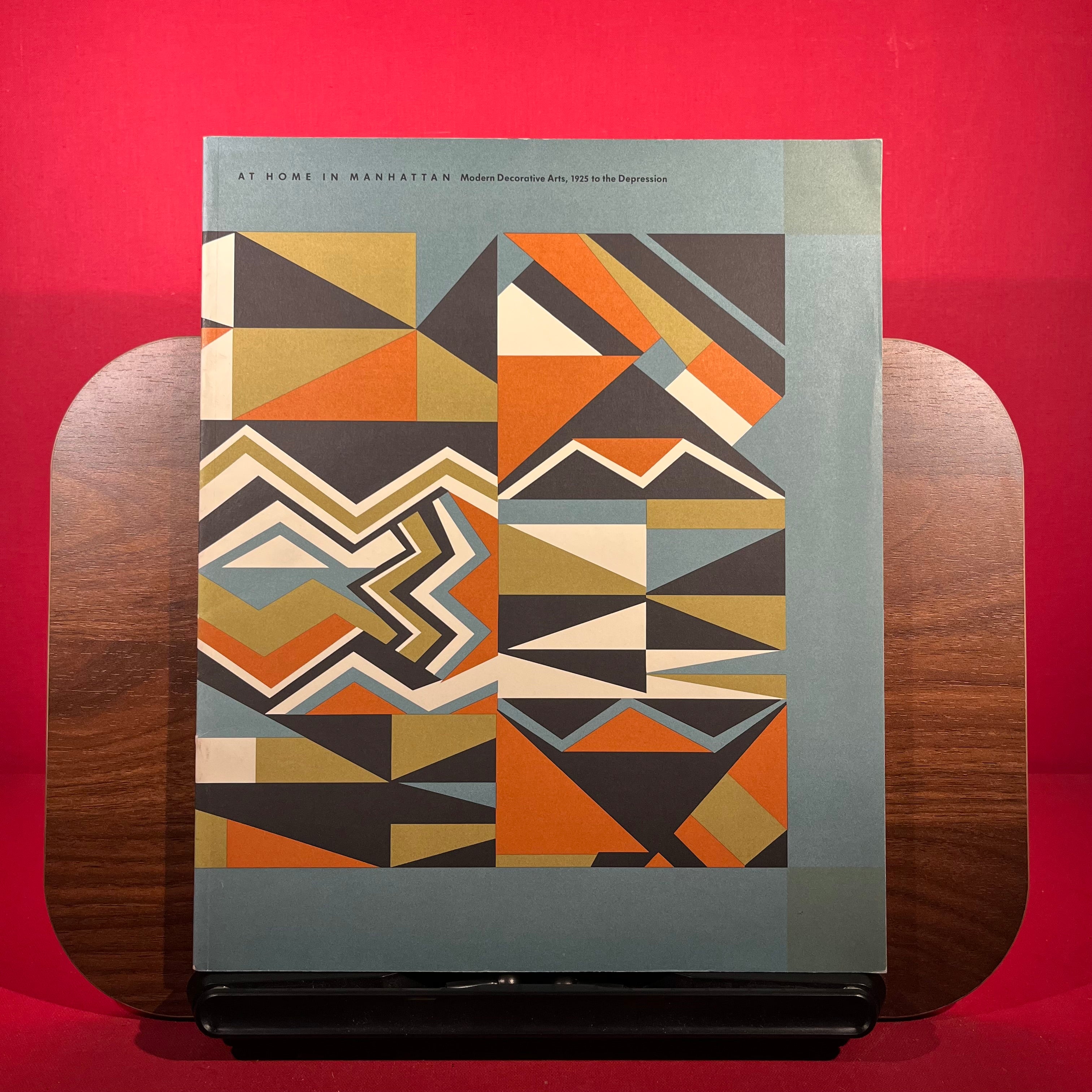 At Home in Manhattan: Modern Decorative Arts, 1925 to the Depression