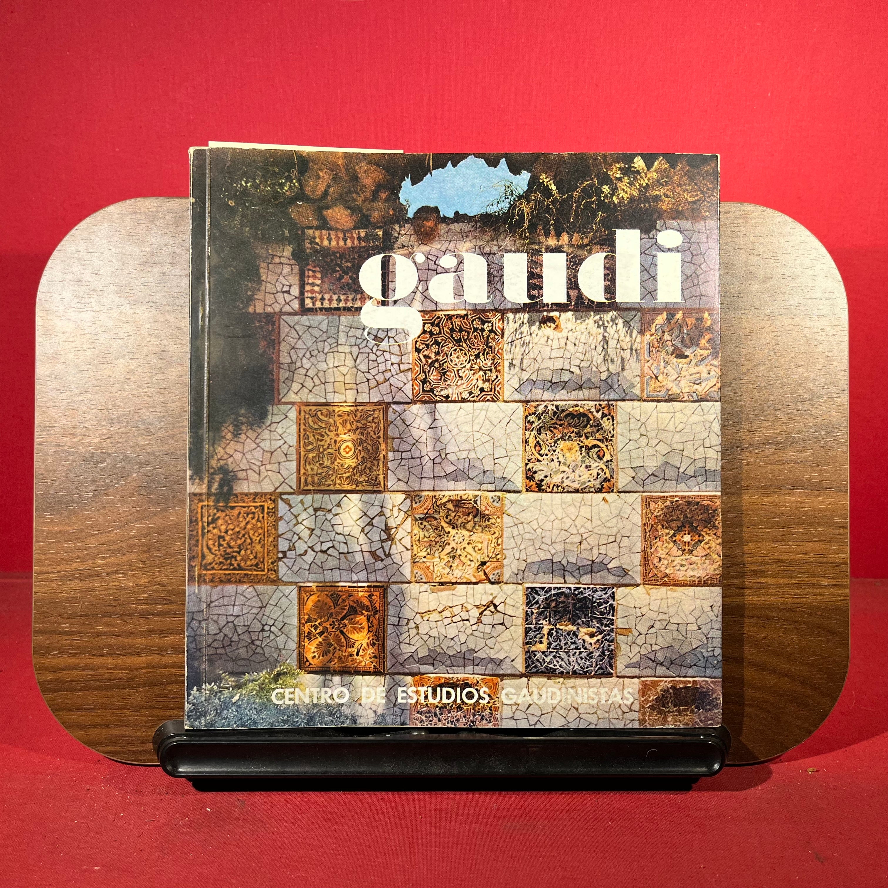 Centro De Estudios Gaudinistas : Amigos de Gaudi Circulo Artistico de Sant Lluc