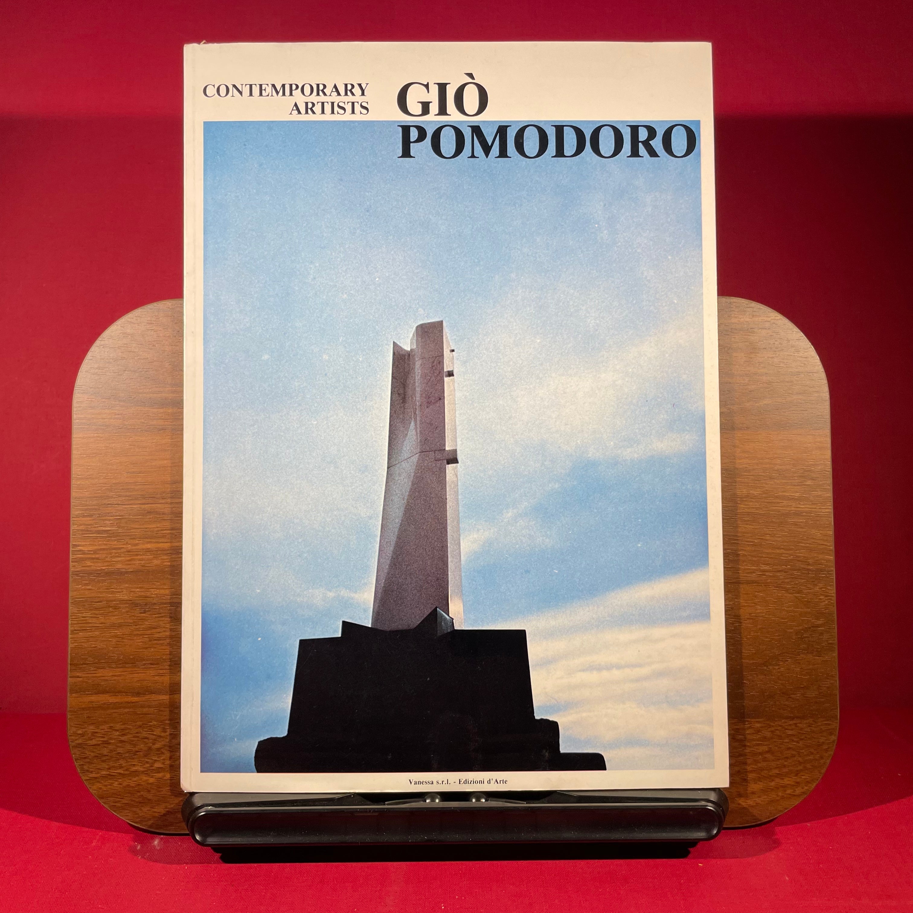 Contemporary Artists: Gio Pomdoro