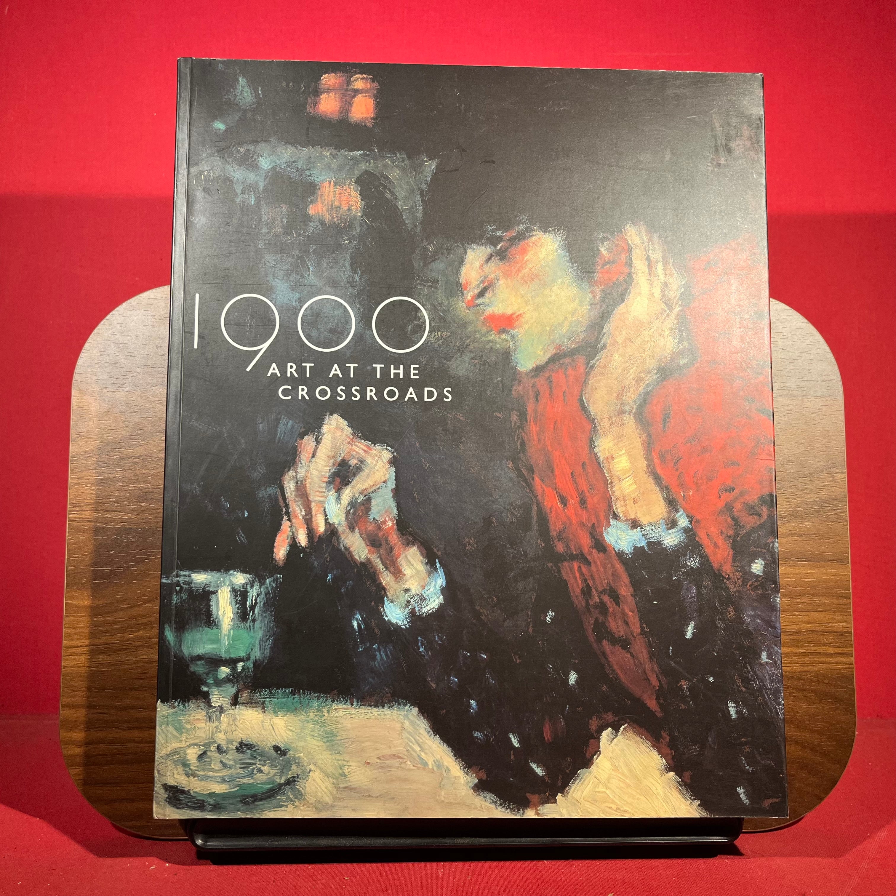 1900: At the Crossroads