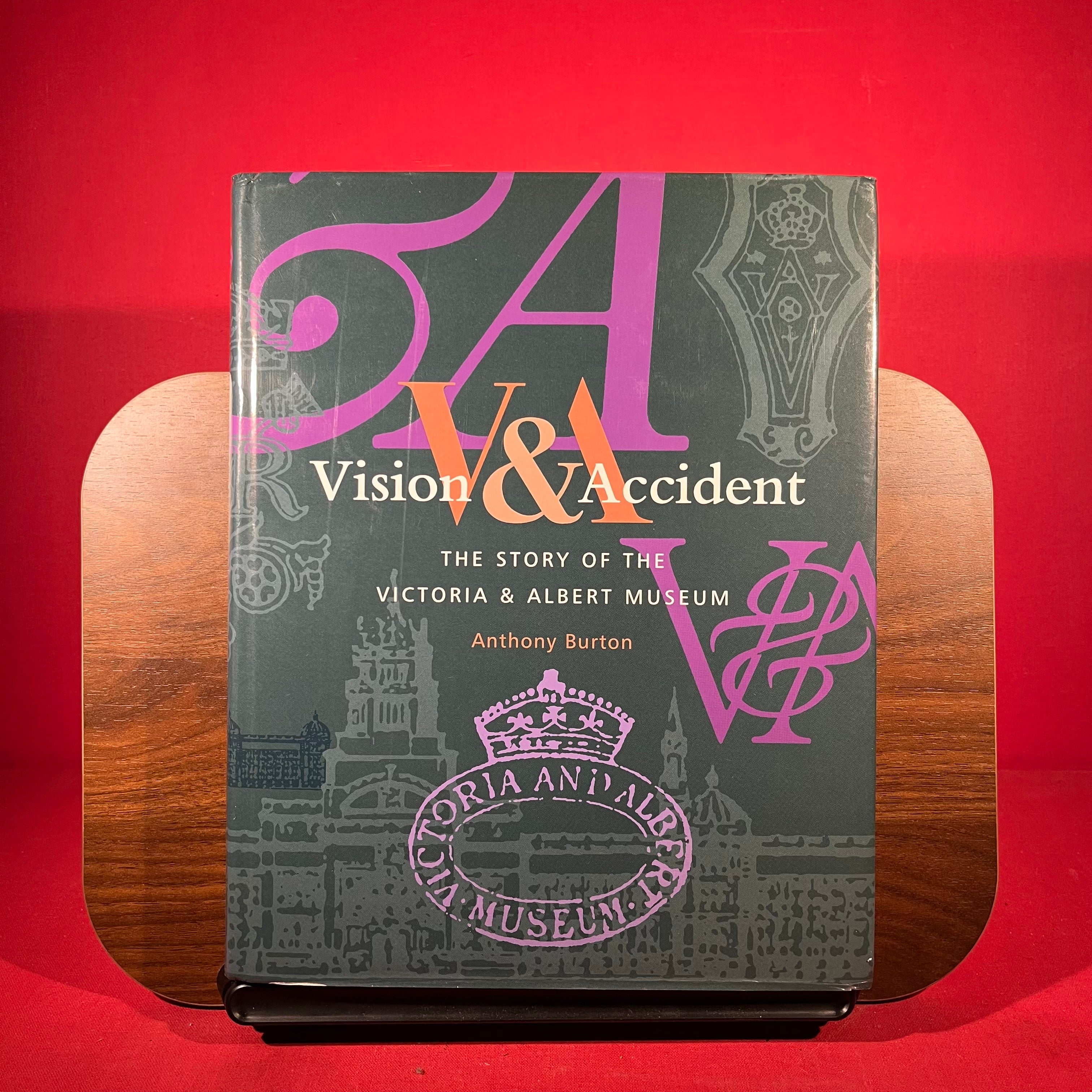 Vision & Accident: The Story of the Victoria & Albert Museum