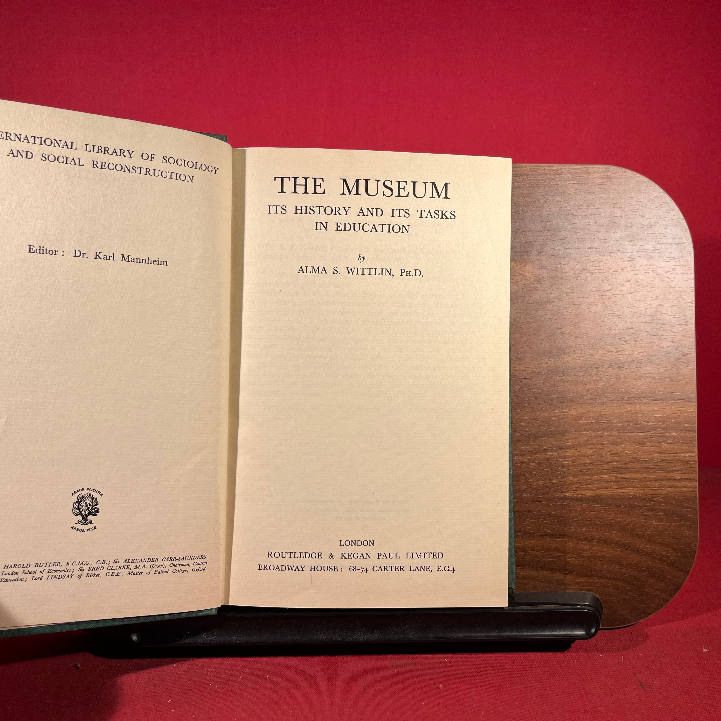 The Museum : Its History And Its Tasks In Education