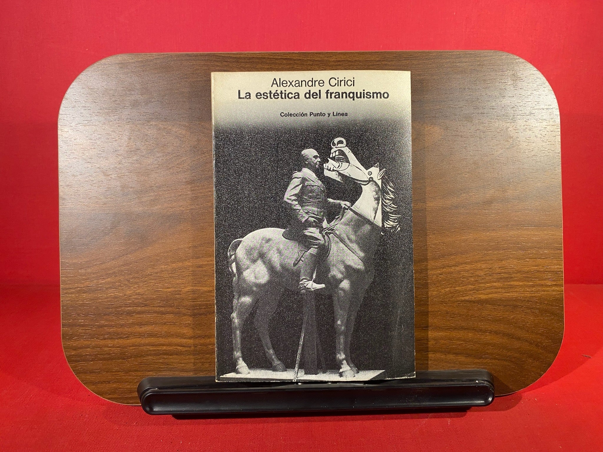 Alexandre Cirici: La estética del franquismo