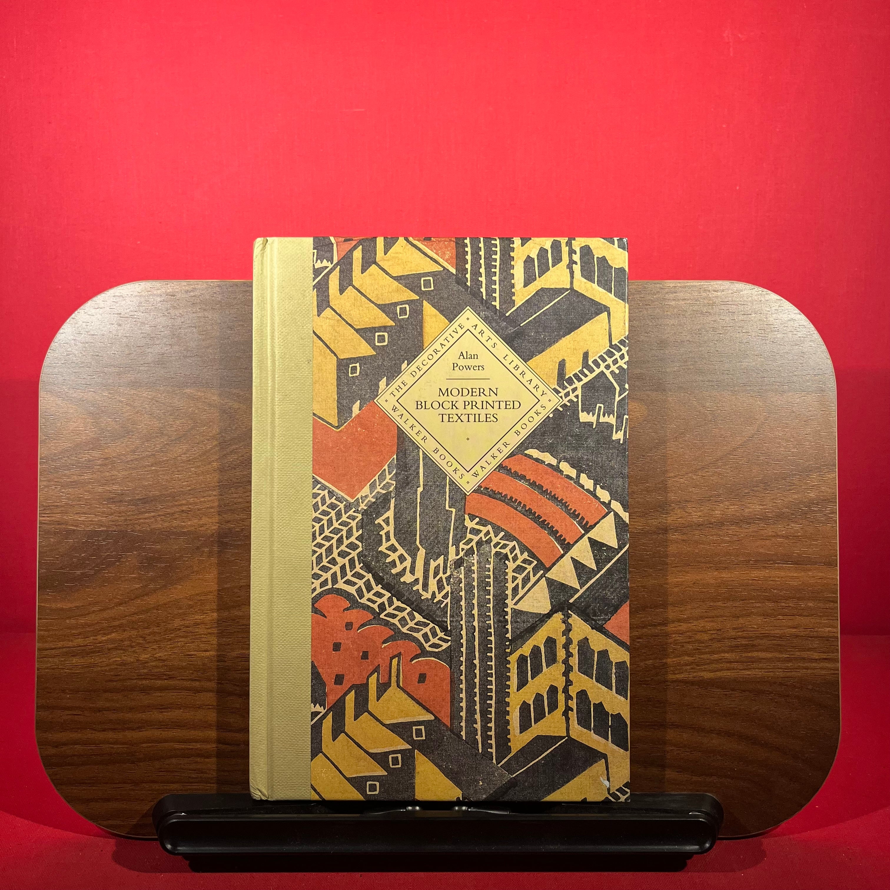 Modern Block Printed Textiles (The Decorative Arts Library)