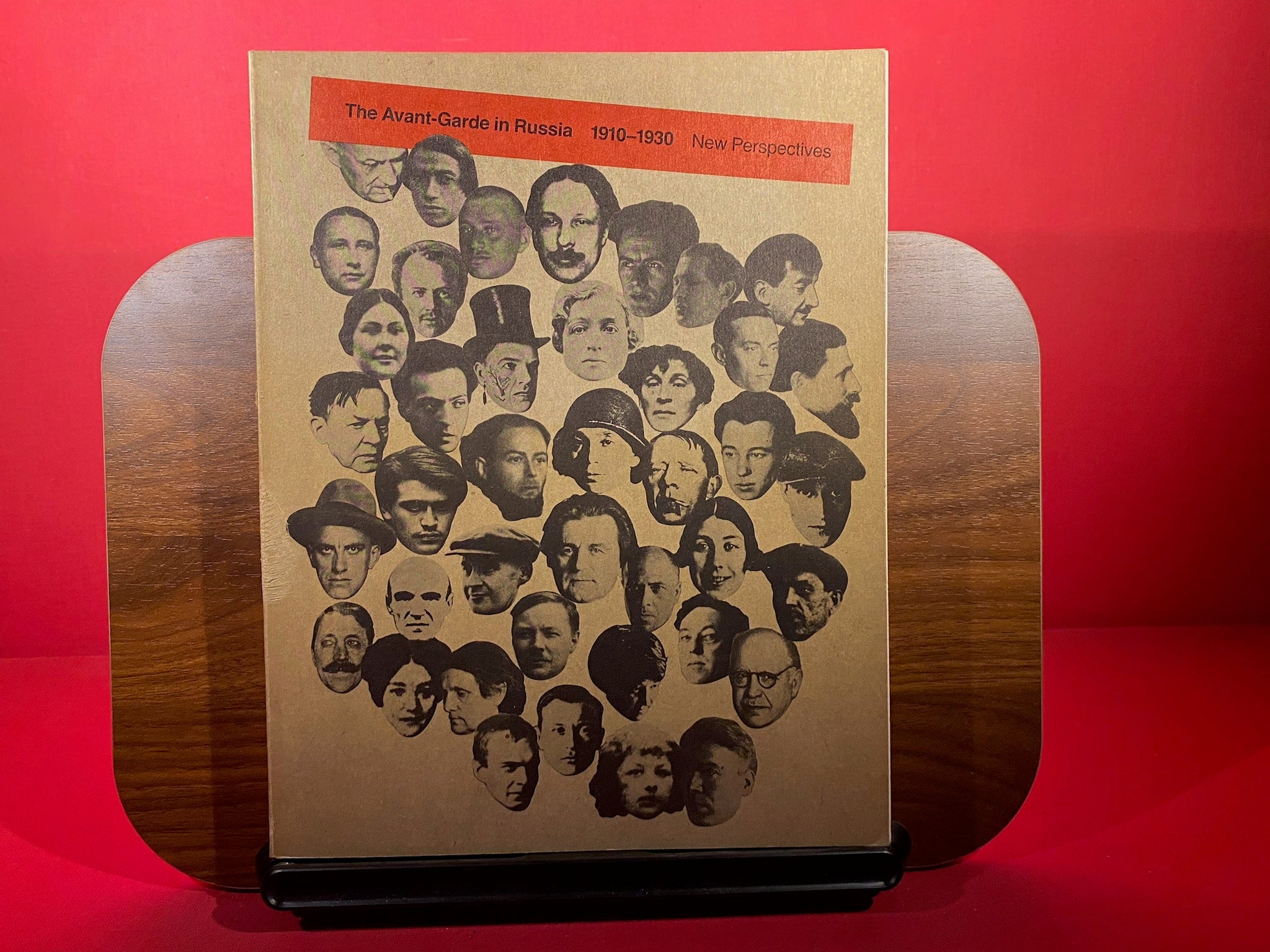 The Avant-garde in Russia 1910-1930 : new perspectives : Los Angeles County Museum of Art andHirshhorn Museum and Sculpture Garden Smithsonian Institution Washington D.C