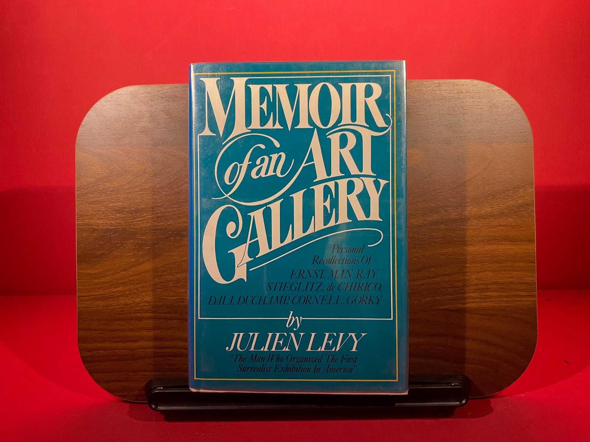Memoir of an Art Gallery