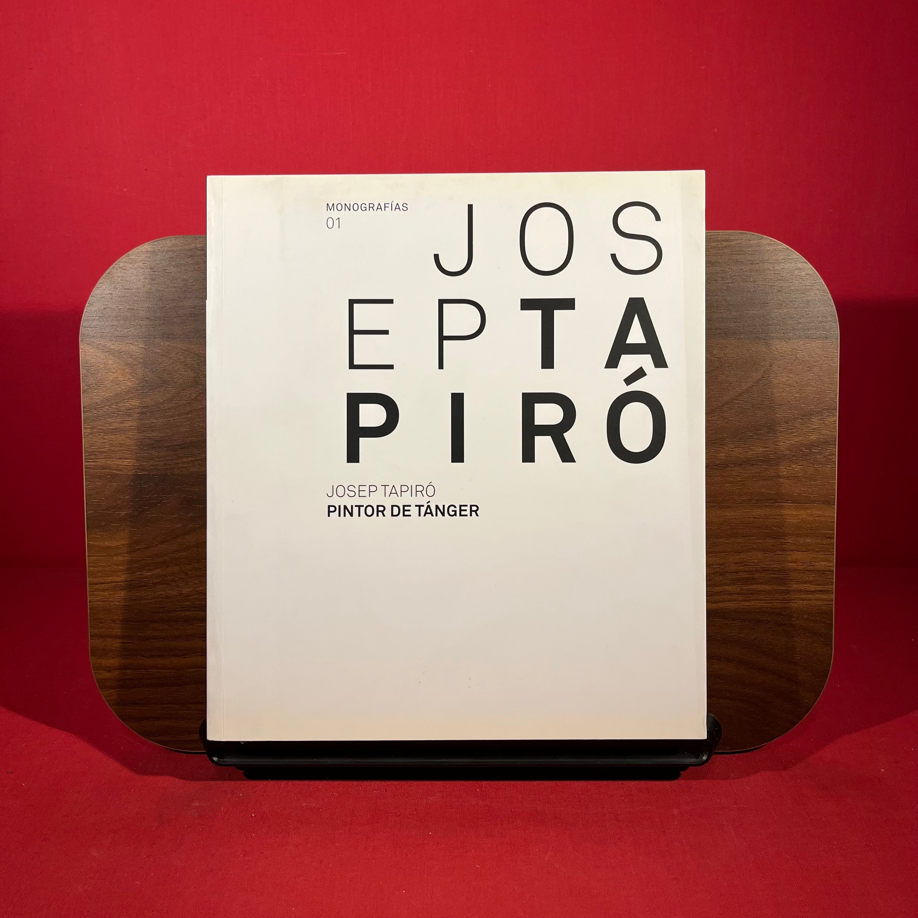 Josep Tapiro : Pintor de Tanger, exh.cat. Museo Nacional D'Art De Catalunya, 2014.