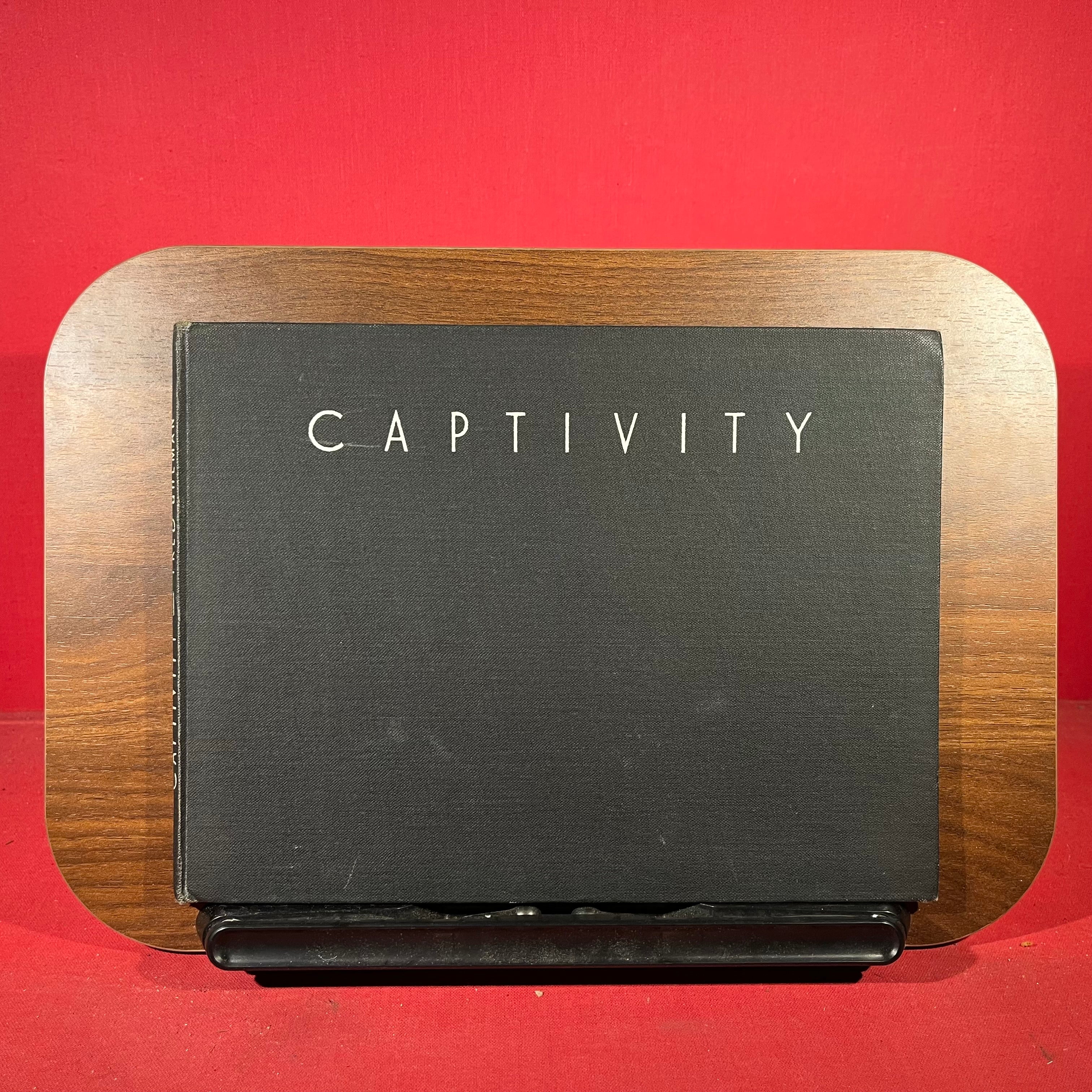 Captivity : Twenty-four drawings by Fred Uhlman