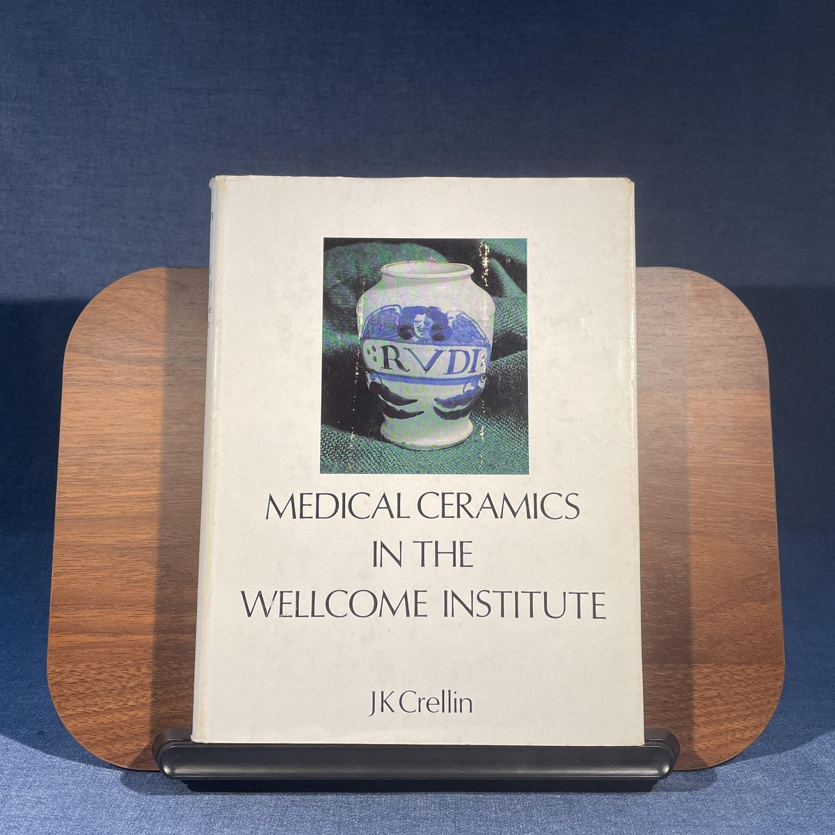 Medical Ceramics in the Wellcome Institute