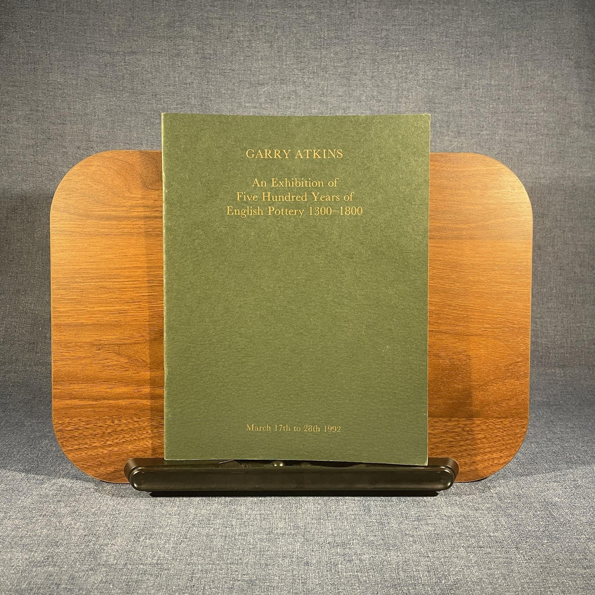 An Exhibition of English Pottery (1993)