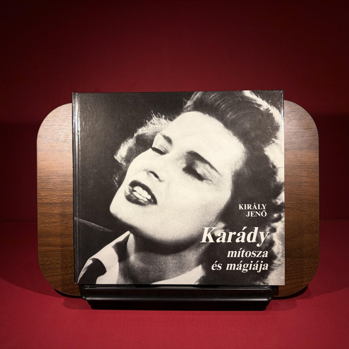 Karady Mitosza es Magiaja