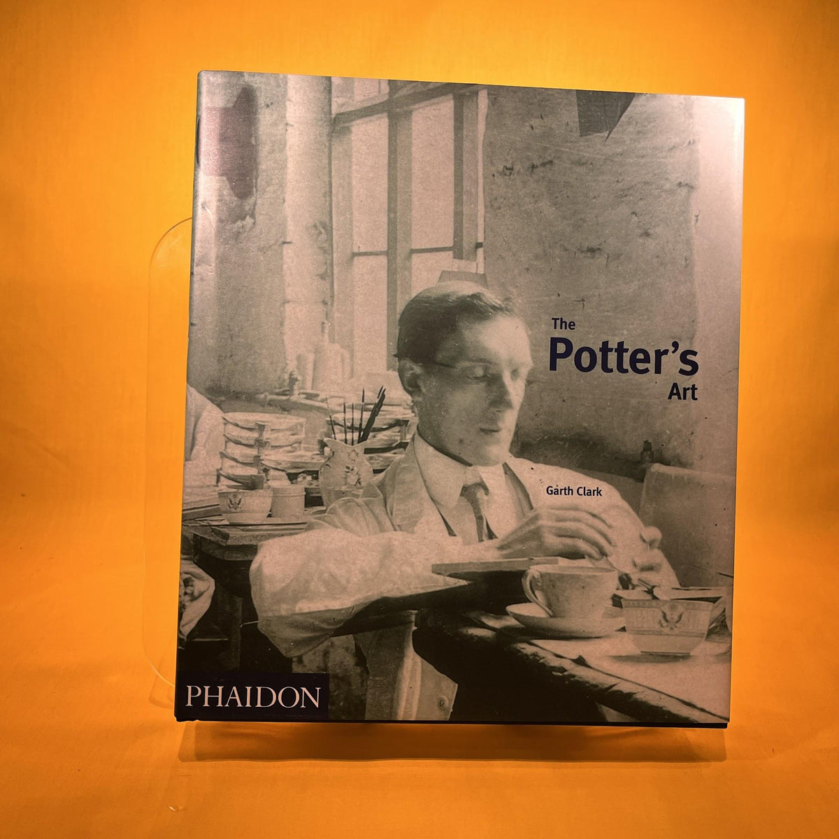 The Potter's Art: A Complete History of Pottery in Britain