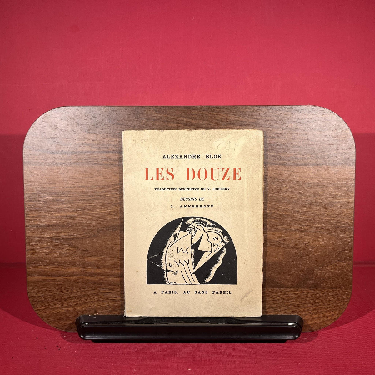 Les Douze