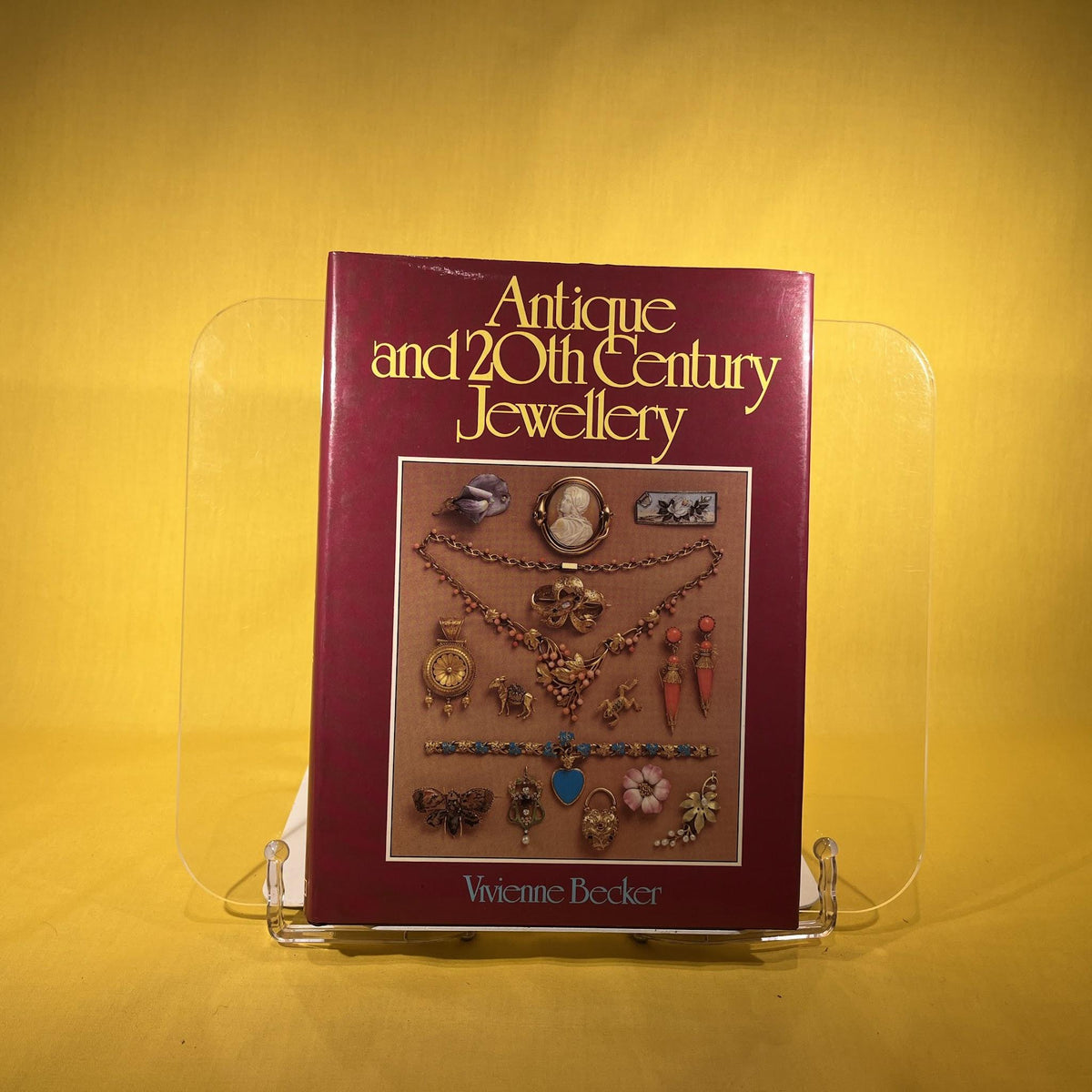 Antique and Twentieth Century Jewellery : A Guide for Collectors