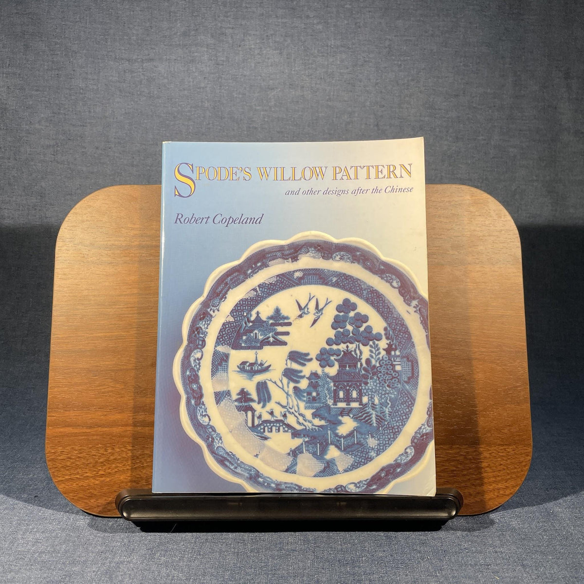 Spode's Willow Pattern and Other Designs After the Chinese