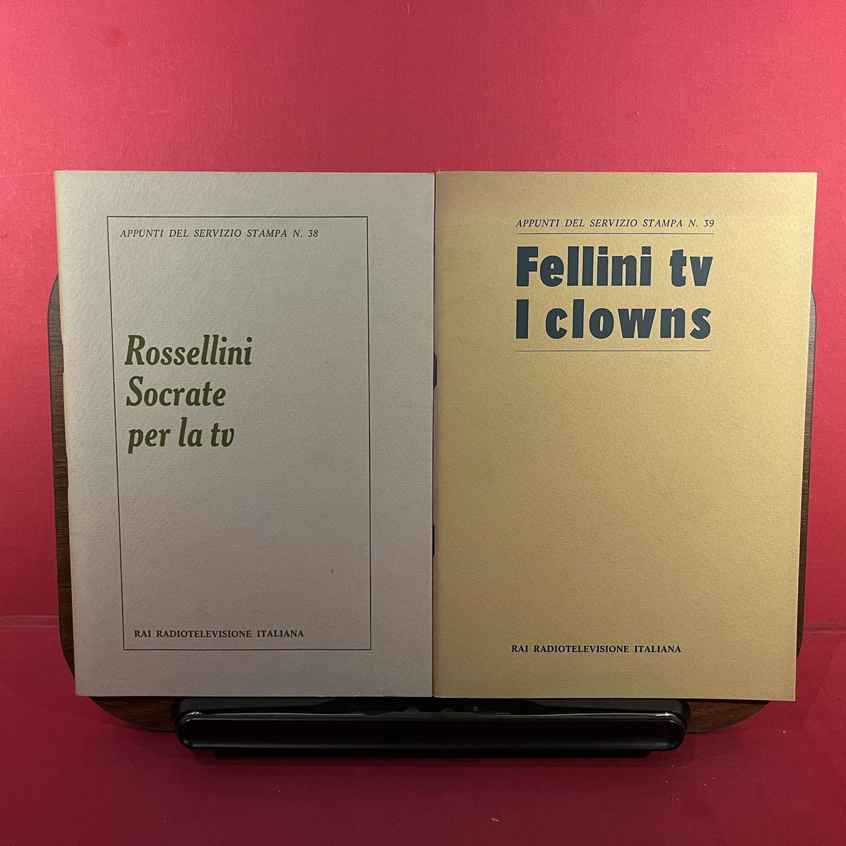 Auppunti del Servizio Stampa N.38: Rossellini Socrate per la tv, N.39: Fellini tv I clowns