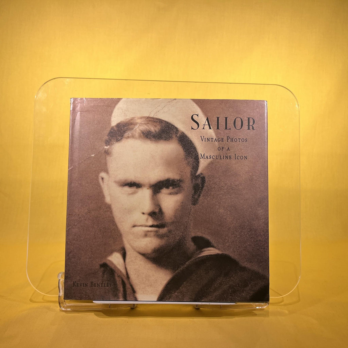 Sailor: Vintage Photos of a Masculine Icon