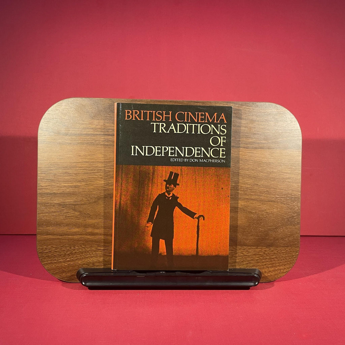 Traditions of Independence: British Cinema in the Thirties